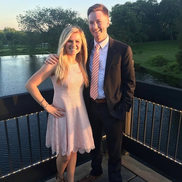 Meet your Posher, Ilona - Picture 1 of 1